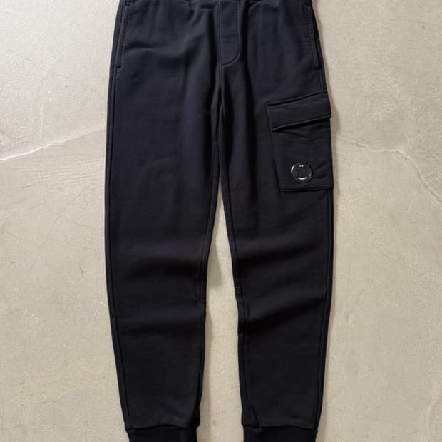  C.P Company CARGO LENS SWEATPANTS