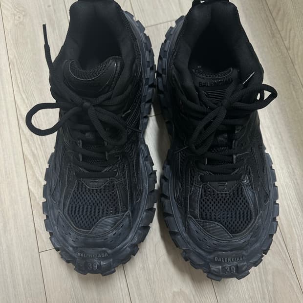 발렌시아가 디펜더