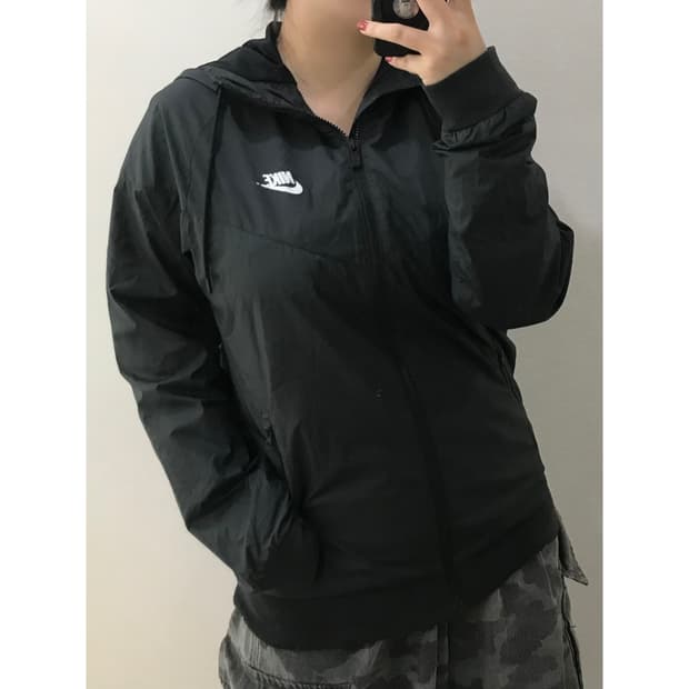 나이키 윈드러너 바람막이 M