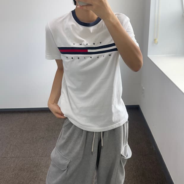 Tommy Hilfiger 타미힐피거 화이트 반팔