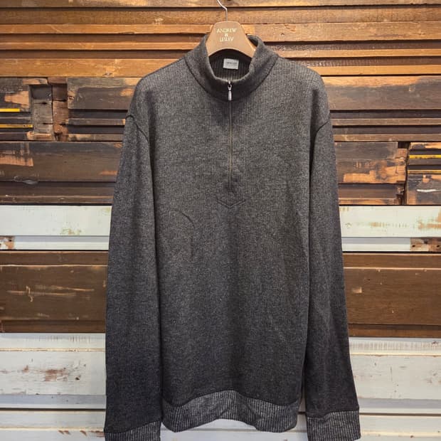 아르마니 꼴레지오니 짚업니트 