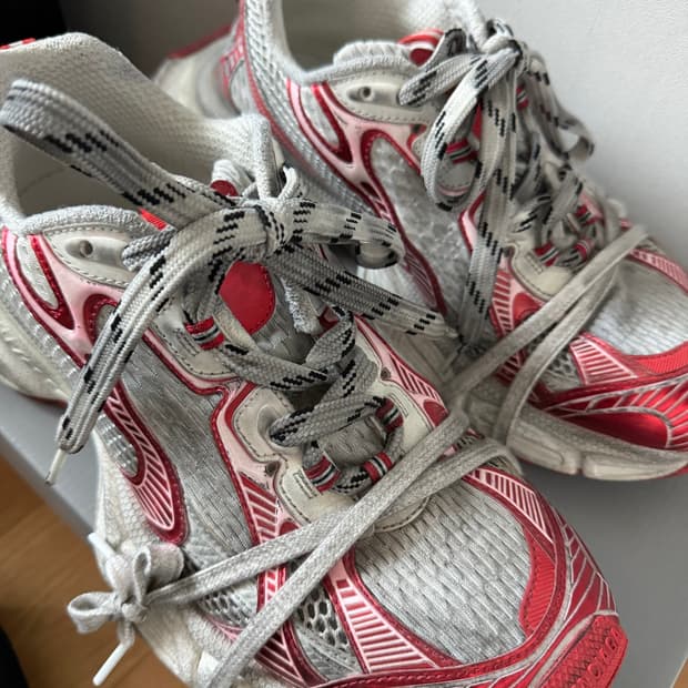 발렌시아가 3xl 44