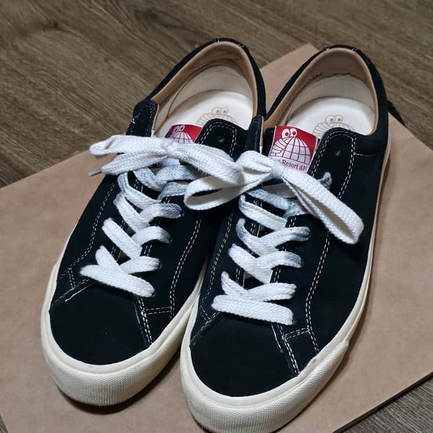 라스트리조트 스니커즈 265