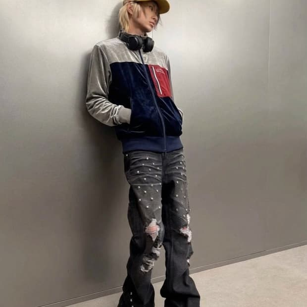 마나스티쉬 벨벳 더블집업 져지 탑