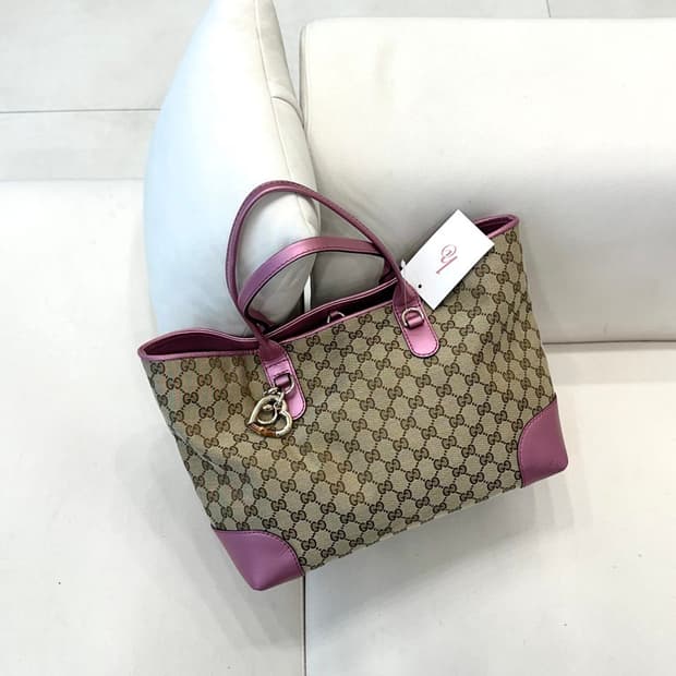 구찌 GG 캔버스 하트 비트참 숄더백 (정품)