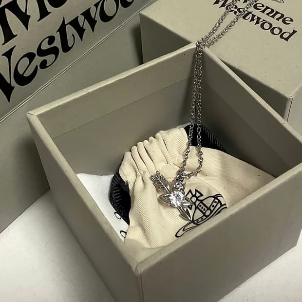 풀박스) 비비안웨스트우드 진저 실버 펜던트 목걸이