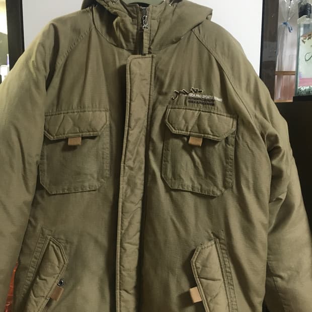 MLB 뉴에라 빈티지 패딩