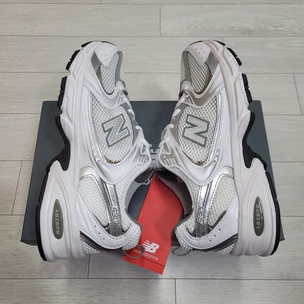 (250)뉴발란스 530 화이트 실버[대전 직거래도 가능]