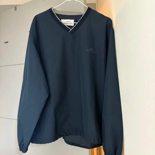 발렌시아가 웜업 아노락