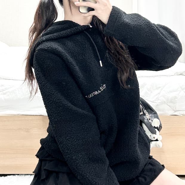 나이키 자수로고 블랙 뽀글이 후드