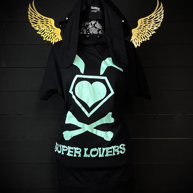 SUPER LOVERS 펑크 민트 우사미미 래빗 토끼귀 스터드 후드티
