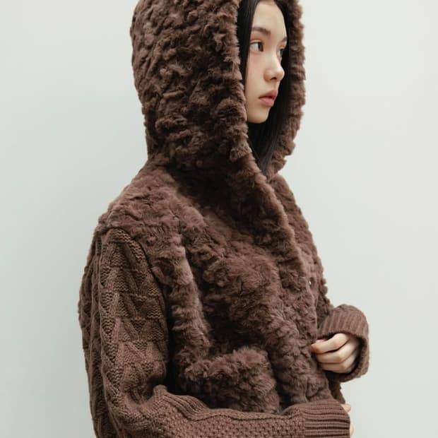 더티스 니트 퍼 무스탕