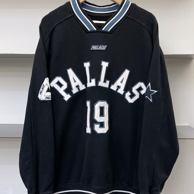 팔라스 19fw Pallas 크루 블랙