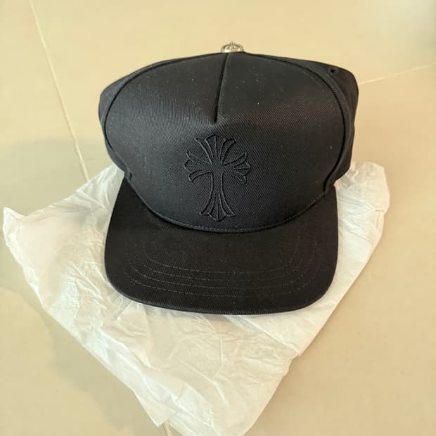 [OS] 크롬하츠 크로스 베이스볼 캡 모자 블랙