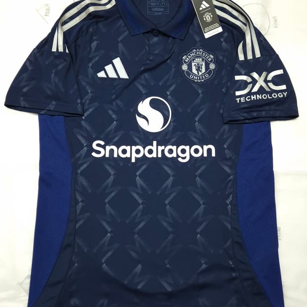 24-25 맨체스터 유나이티드 어웨이