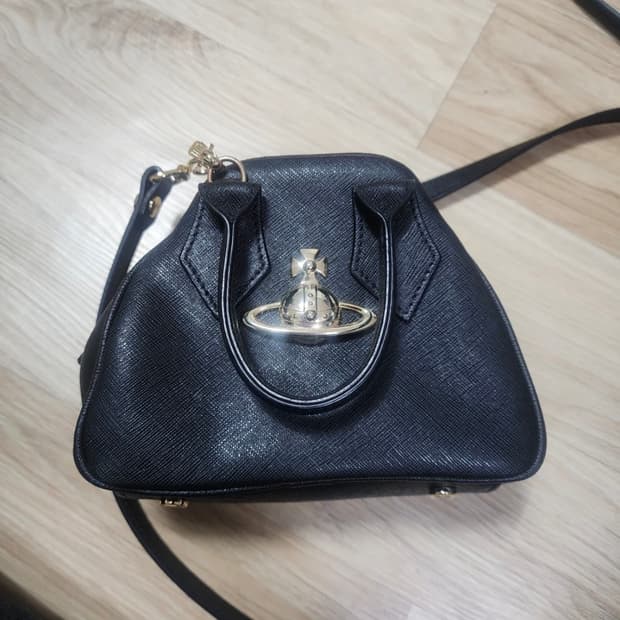 비비안웨스트우드 미니 야스민백 블랙