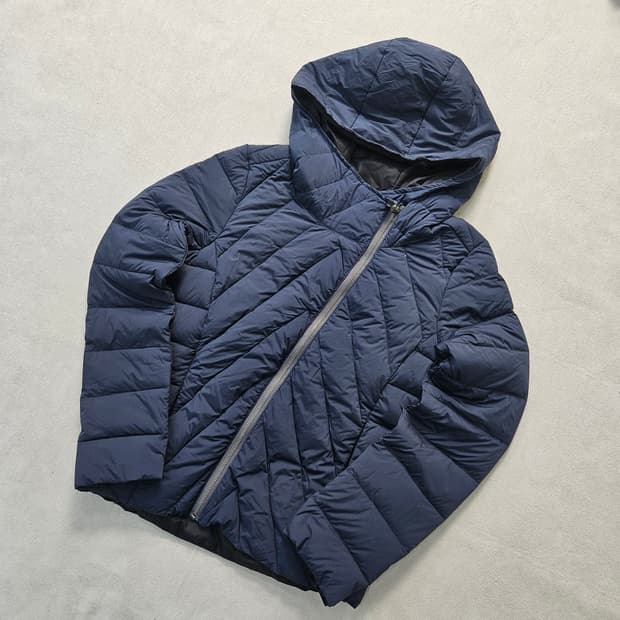 실측확인 콜마르 여성 사선 경량 패딩 0324Y