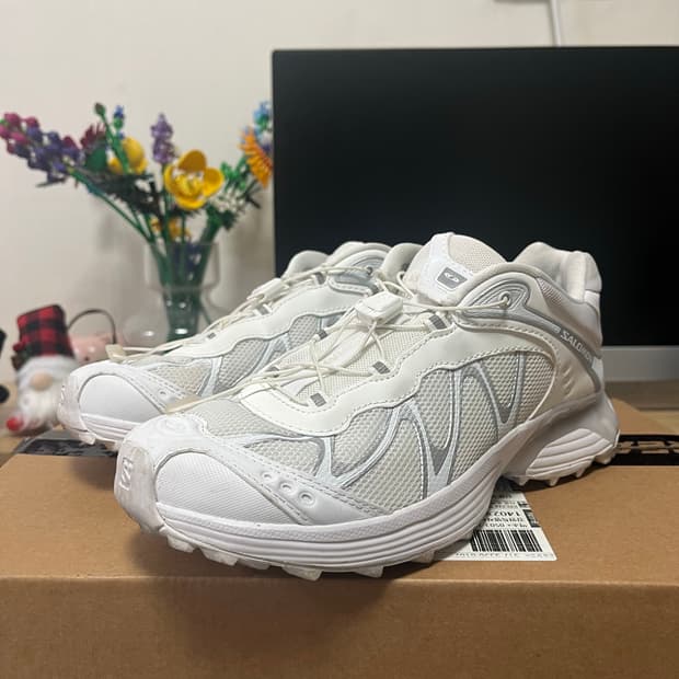 살로몬 위스퍼 화이트 루나 락