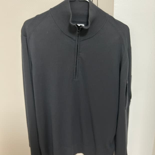 Cp 컴퍼니 반집업 니트 50 (L사이즈)