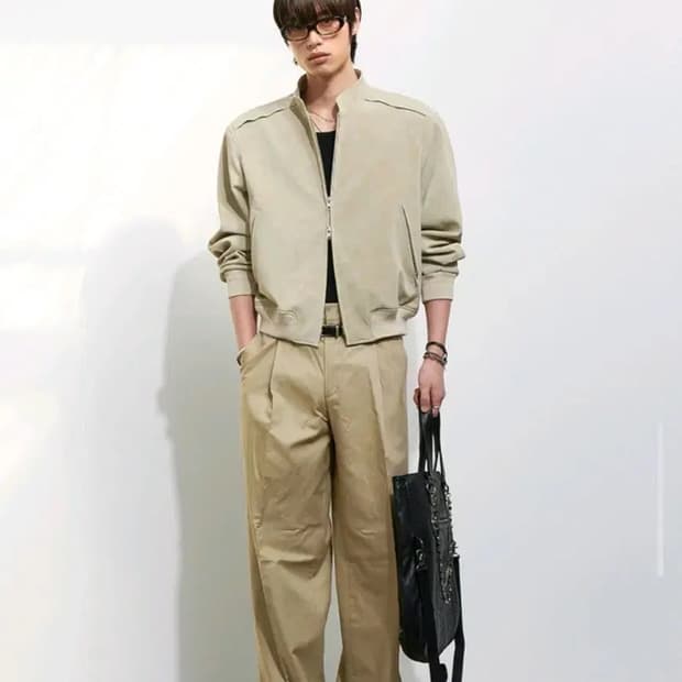 알렌느 벨루어 스탠드 카라 블루종