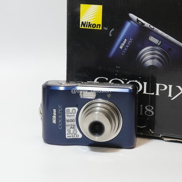 니콘 쿨픽스 L18