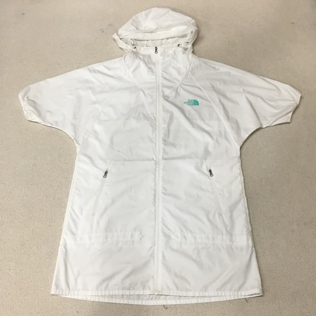 노스페이스 여성 경량 바람막이 CC05