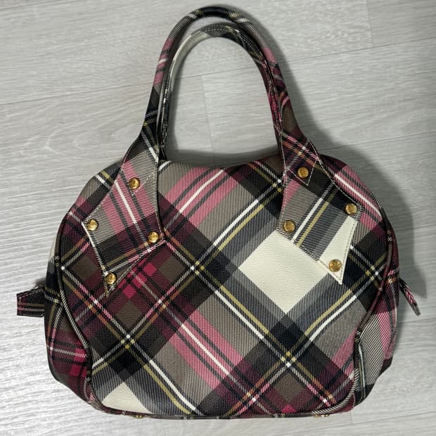 비비안웨스트우드 하트 타탄 체크 야스민백