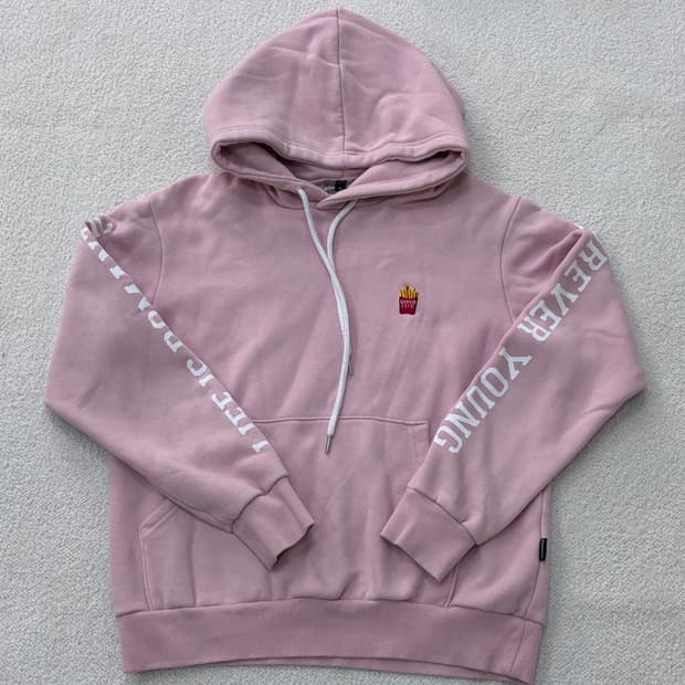 M 로맨틱크라운 프렌치 프라이 후드티셔츠 0304E