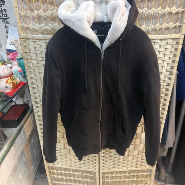 95 정품 무스너클 버니스웨트 팝니다