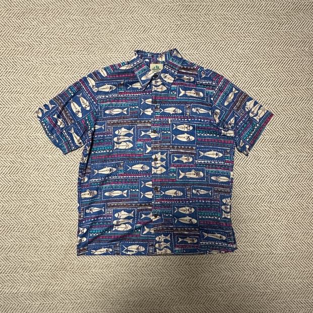 VINTAGE usa made hawaiian shirt