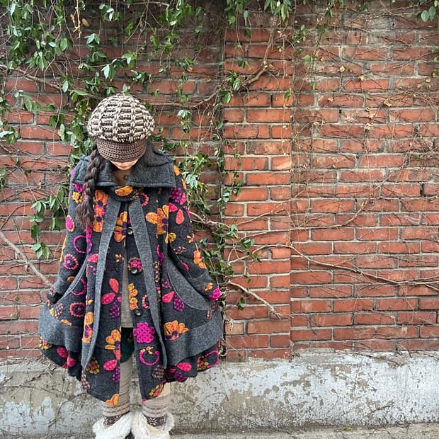 빈티지 플라워 패턴 울 코트