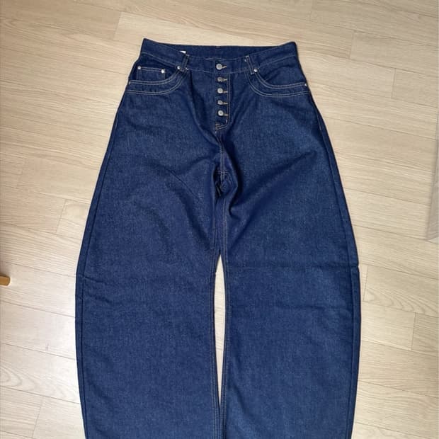테이크이지 버튼플라이 커브드 데님 팬츠 xl