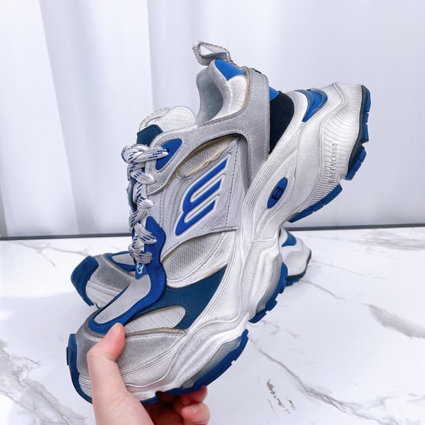 (정품/새상품) 발렌시아가 카고 스니커즈 화이트 블루