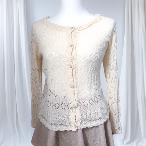 엑시즈팜 axes femme 모리걸 로걀 가디건