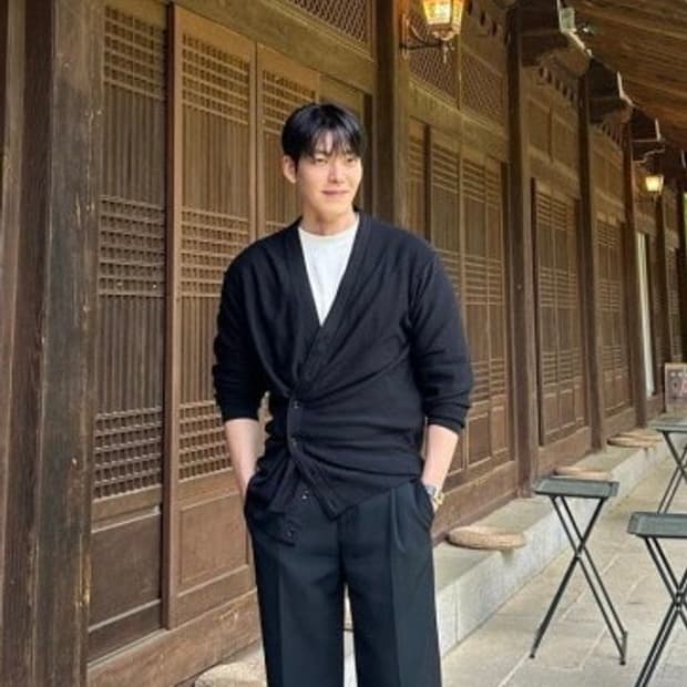 르메르 트위스트 블랙 가디건 M사이즈