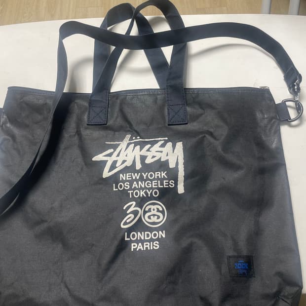 스투시 30주년 검정 토트백