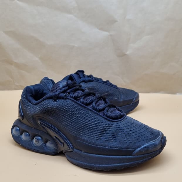 나이키 에어맥스 DN 블랙 여성운동화240.