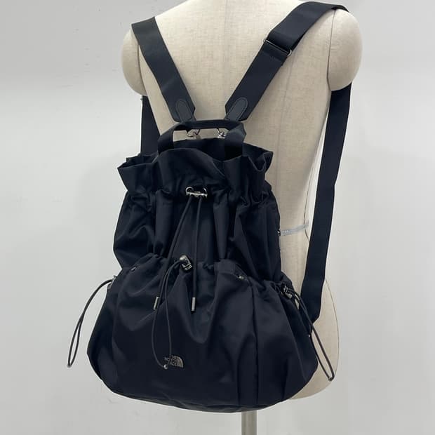 노스페이스 백팩