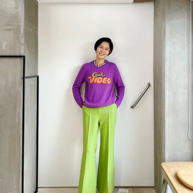 코치 퍼플 비디오 스웨터