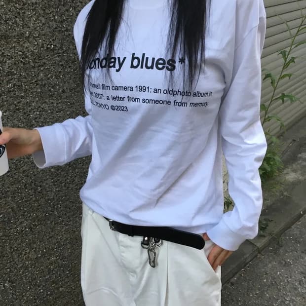 먼데이 슬리브 티셔츠