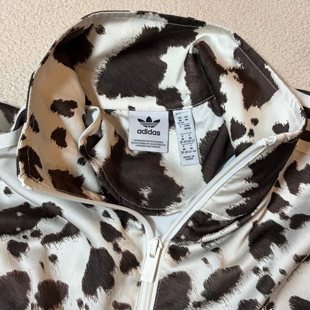 아디다스 애니멀프린트 트랙탑 M사이즈