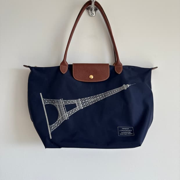롱샴(LONGCHAMP) 에펠탑 르 플리아쥬(FRANCE)