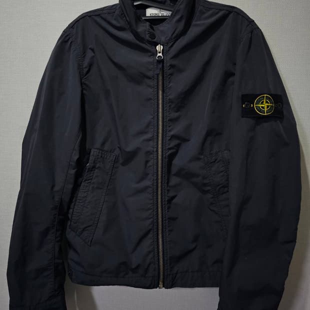 [정품] 스톤아일랜드 다비드 텔라 라이트 자켓 95 / M