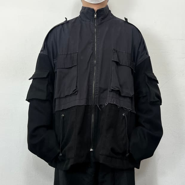 선데이오프클럽 멀티포켓 배색 플리스 집업 자켓