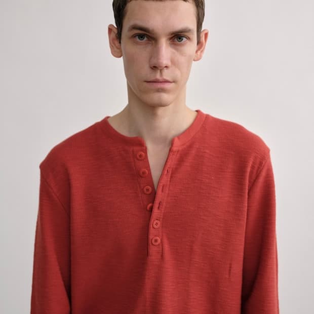 [2] BUTTON HENLEY NECK (orange)