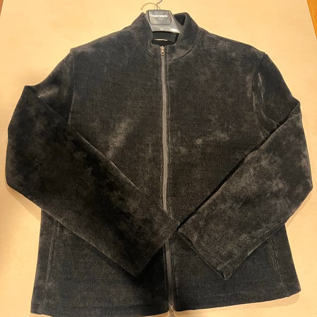[M] 아모멘토 25FW 벨벳 집업