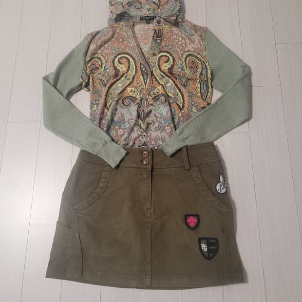 🧡 PEARLY GATES 카키 골프 스커트 (내장 이너팬츠) 판매해요