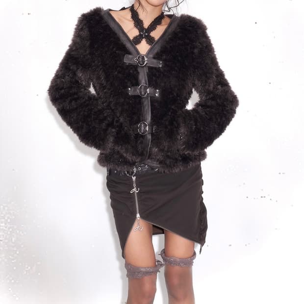 open aesthetic two way faux fur jacket