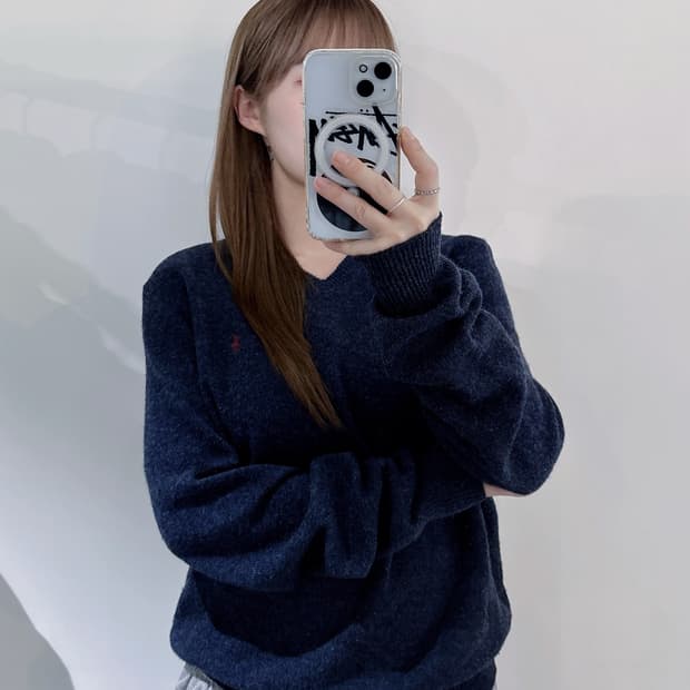 폴로랄프로렌 버건디포니 차콜 울 브이넥 니트