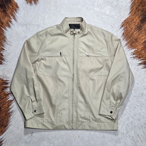 화이트 피아 베이지 자켓